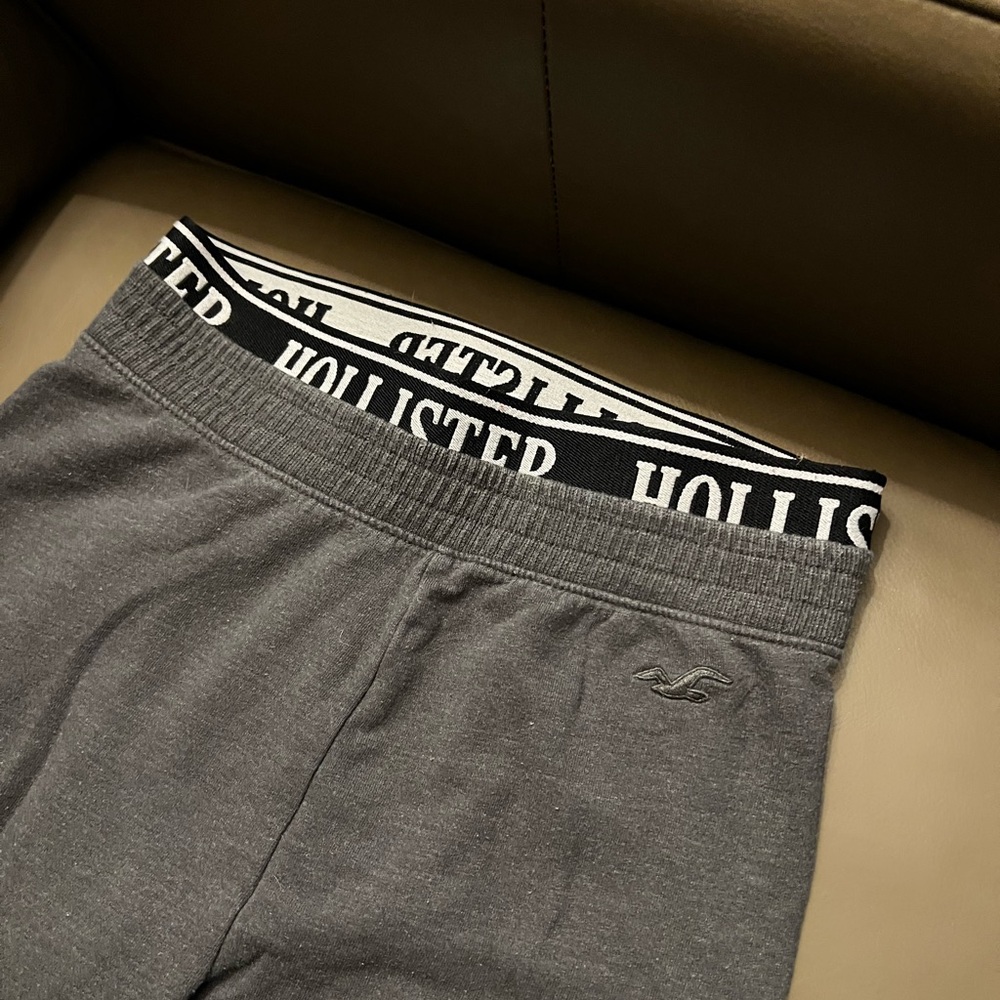 Hollister Logo Waistband Women's Gray Joggers - Picture 5 of 13
